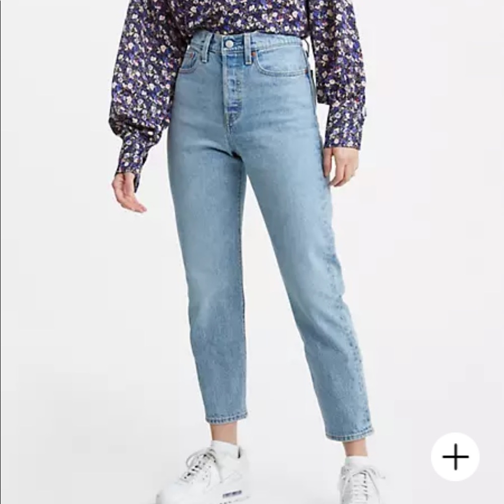 Levi’s wedgie fit ankle jeans NWT